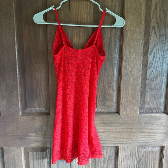 Red Victoria’s Secret Lacie Slip - Picture 3 of 3